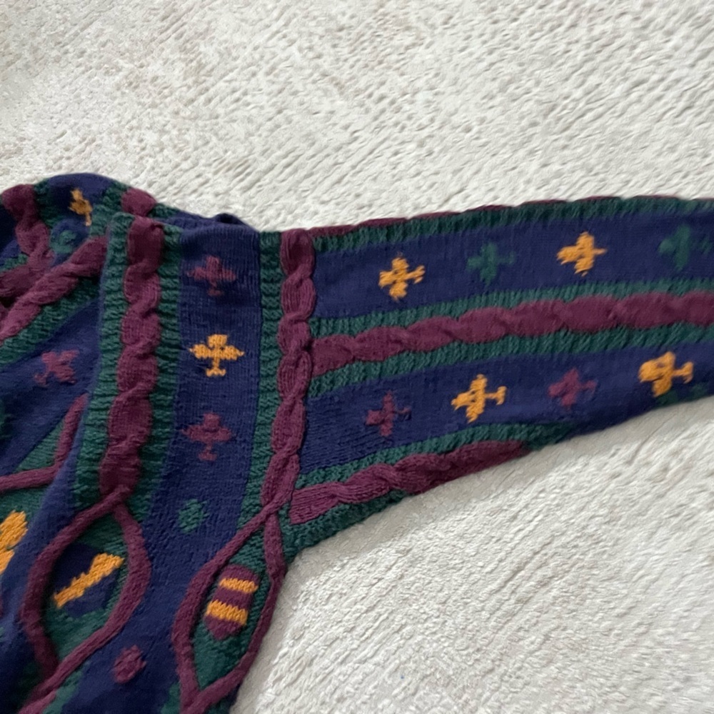 Vintage Cambridge Classics Hand Knit sweater - Picture 11 of 13